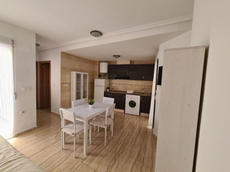 Beautiful Apartment With Patio トレビエハ エクステリア 写真